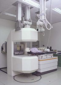Pozitronová emisní tomografie